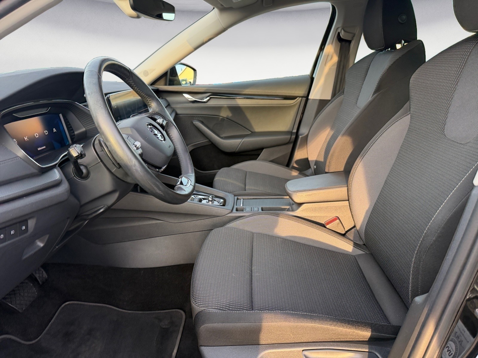 Skoda - Octavia Combi 1.4 TSI iV DSG Ambition