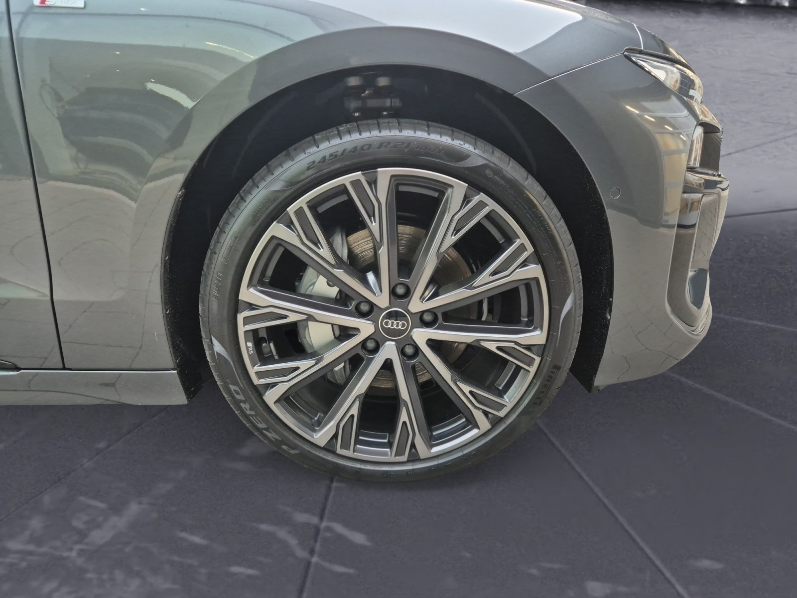 Audi - A6 Sportback e-tron quattro