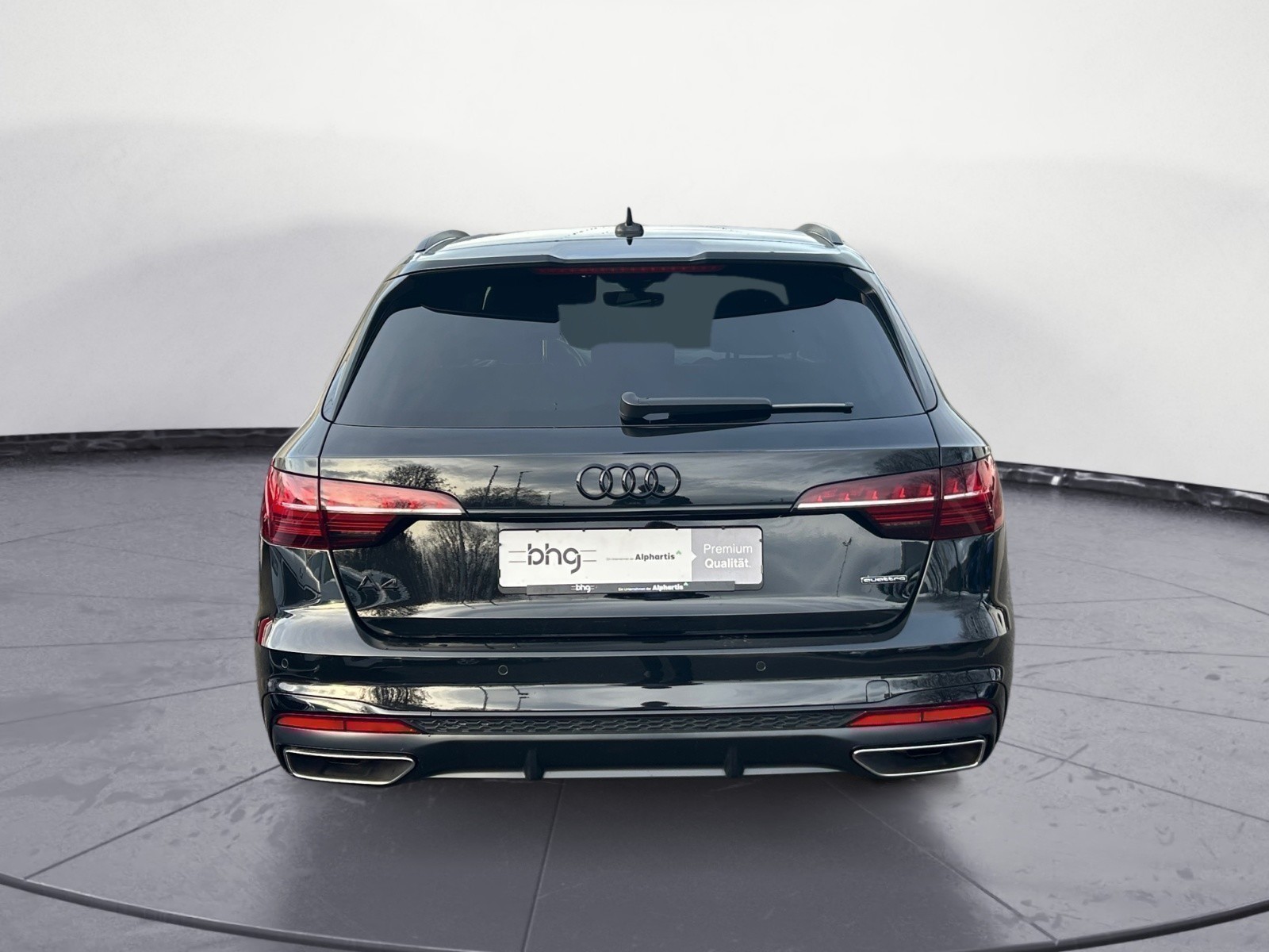 Audi - A4 Avant S line 45 TFSI quattro