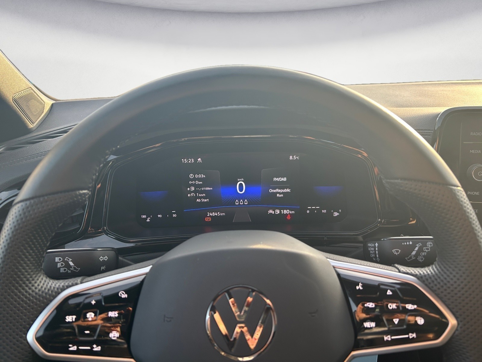 Volkswagen - T-Roc 1.5 TSI OPF R-Line