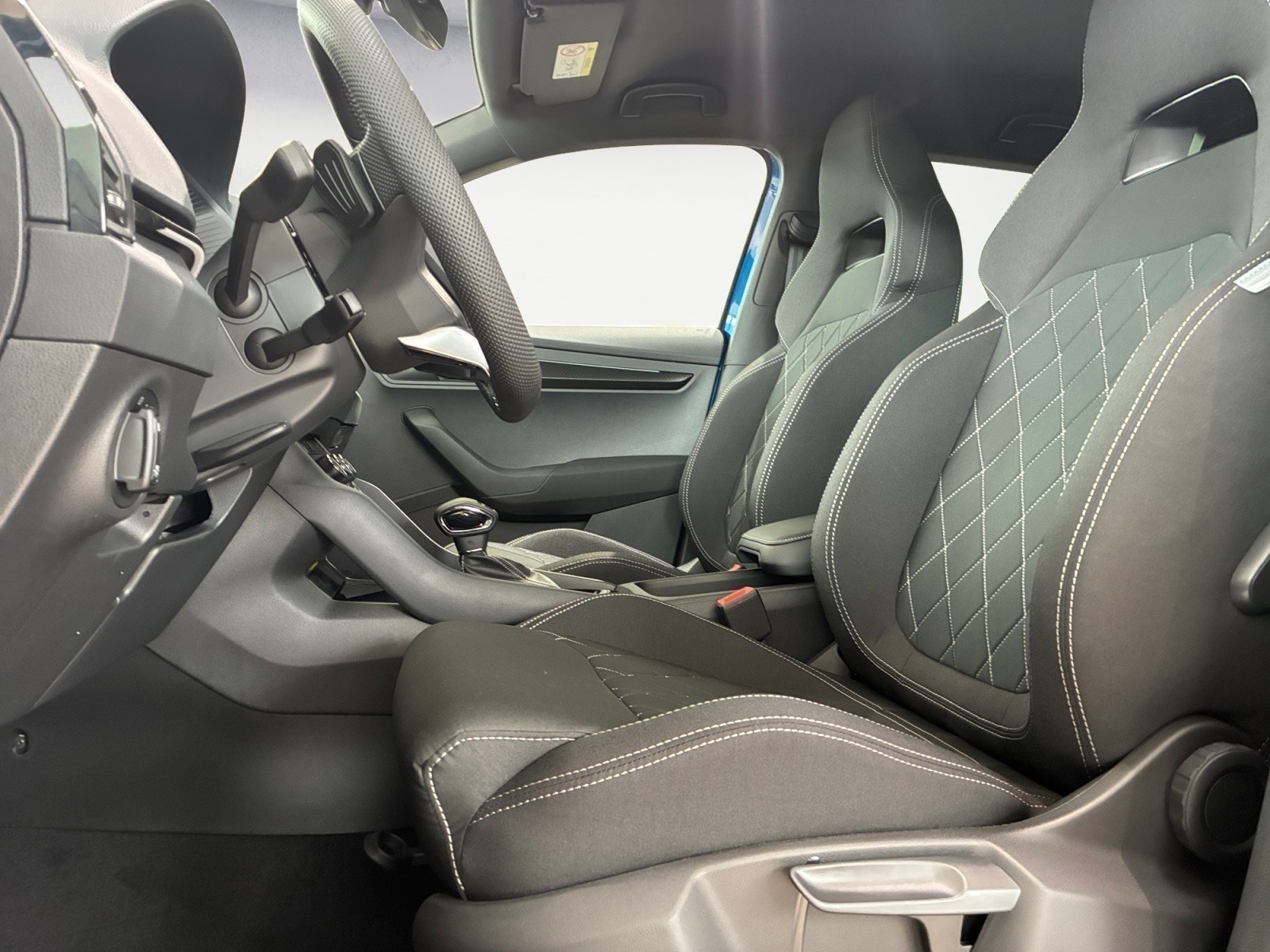 Skoda - Karoq Sportline 1,5 TSI 7-Gang-DSG