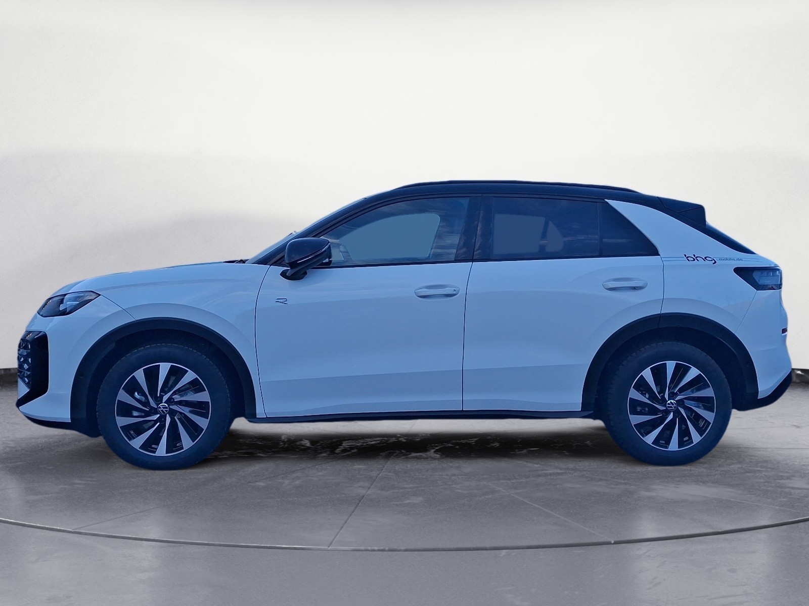 Volkswagen - T-Roc R-Line 1.5 l eTSI OPF  7-Gang-Doppelkupplungsgetriebe DSG