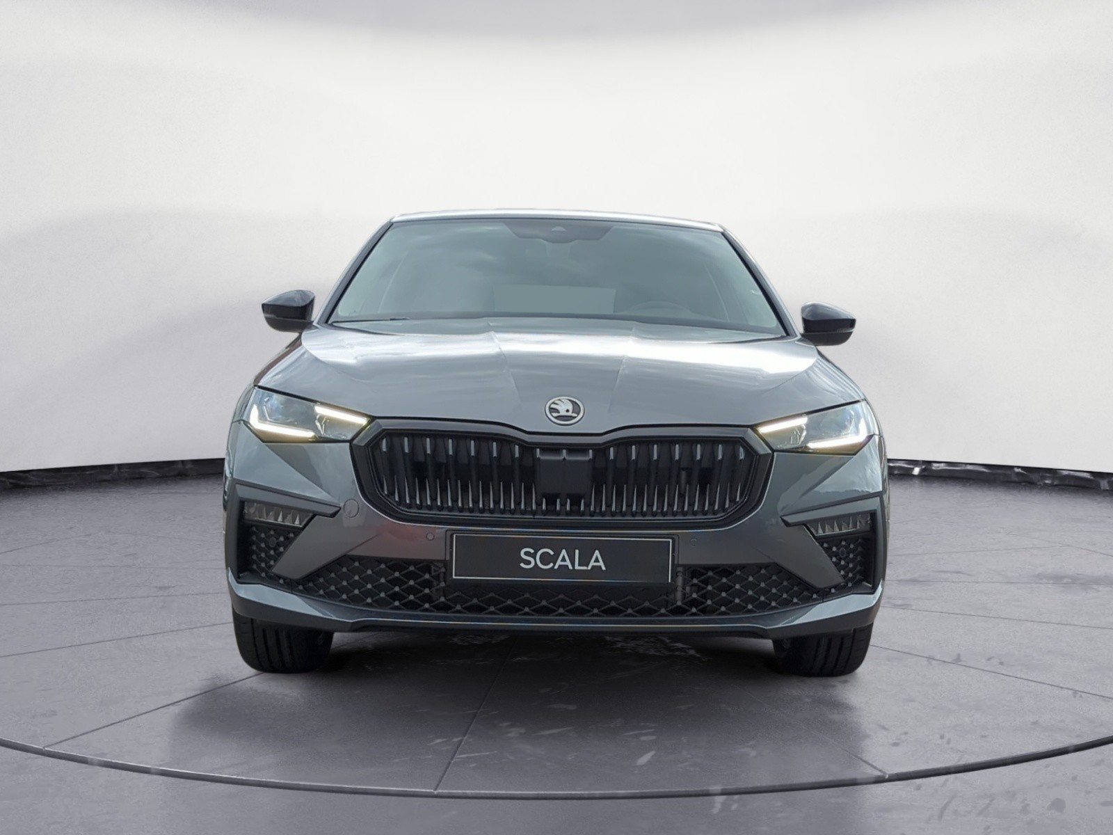 Skoda - Scala Tour 1,0 TSI  7-Gang-DSG