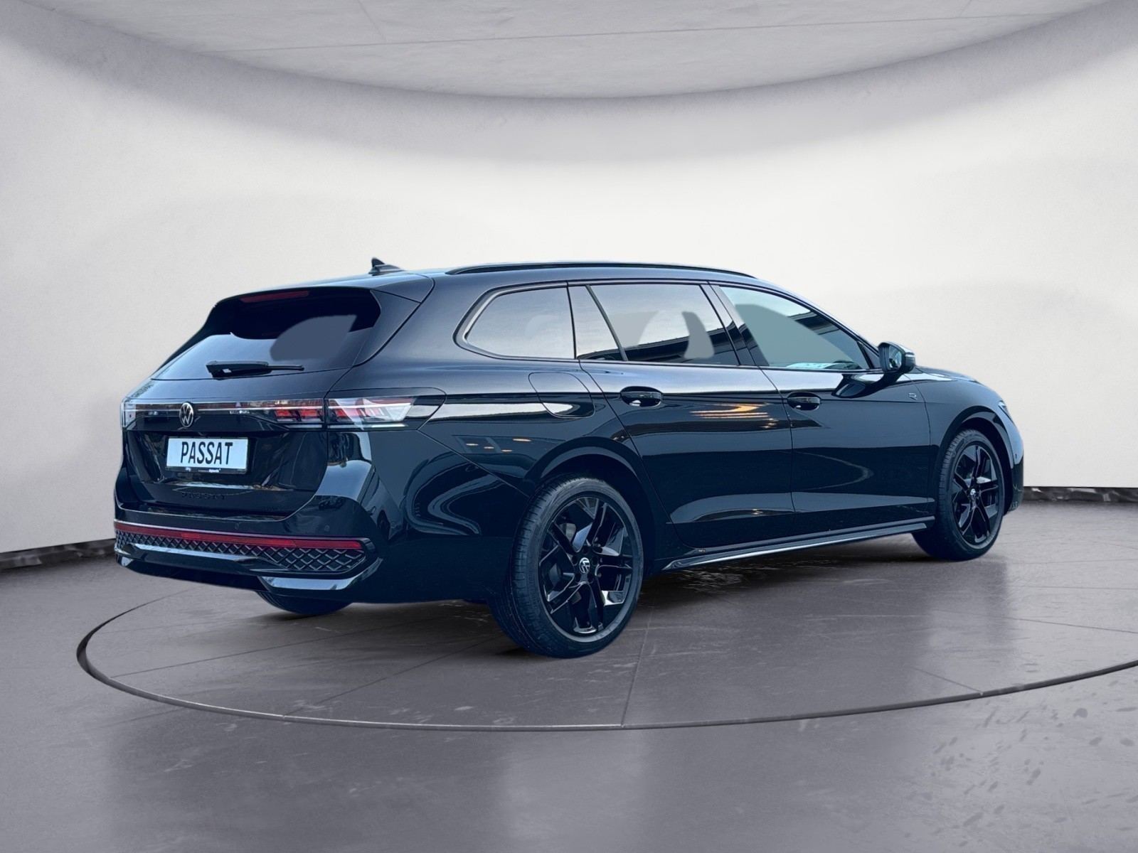 Volkswagen - Passat R-Line 2,0 l TDI SCR  7-Gang-Doppelkupplungsgetriebe DSG