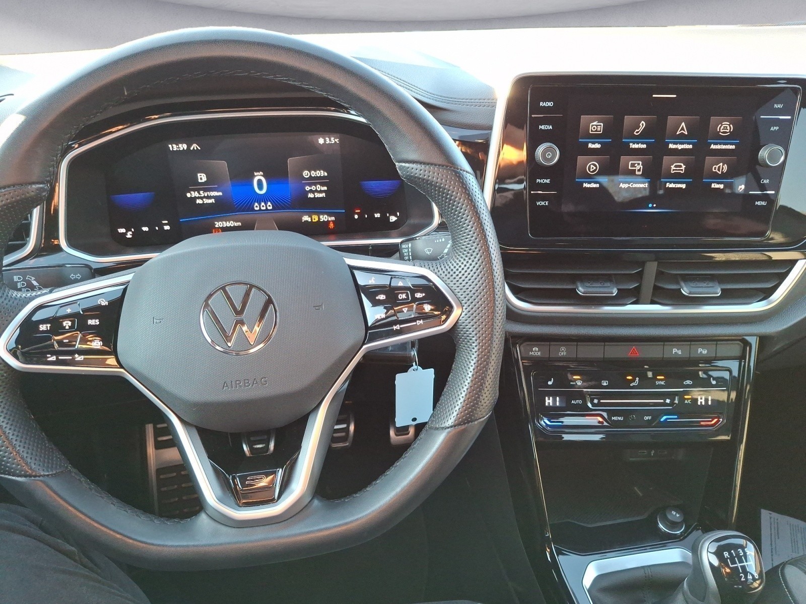 Volkswagen - T-Roc R-Line 1,5 TSI 6-Gang