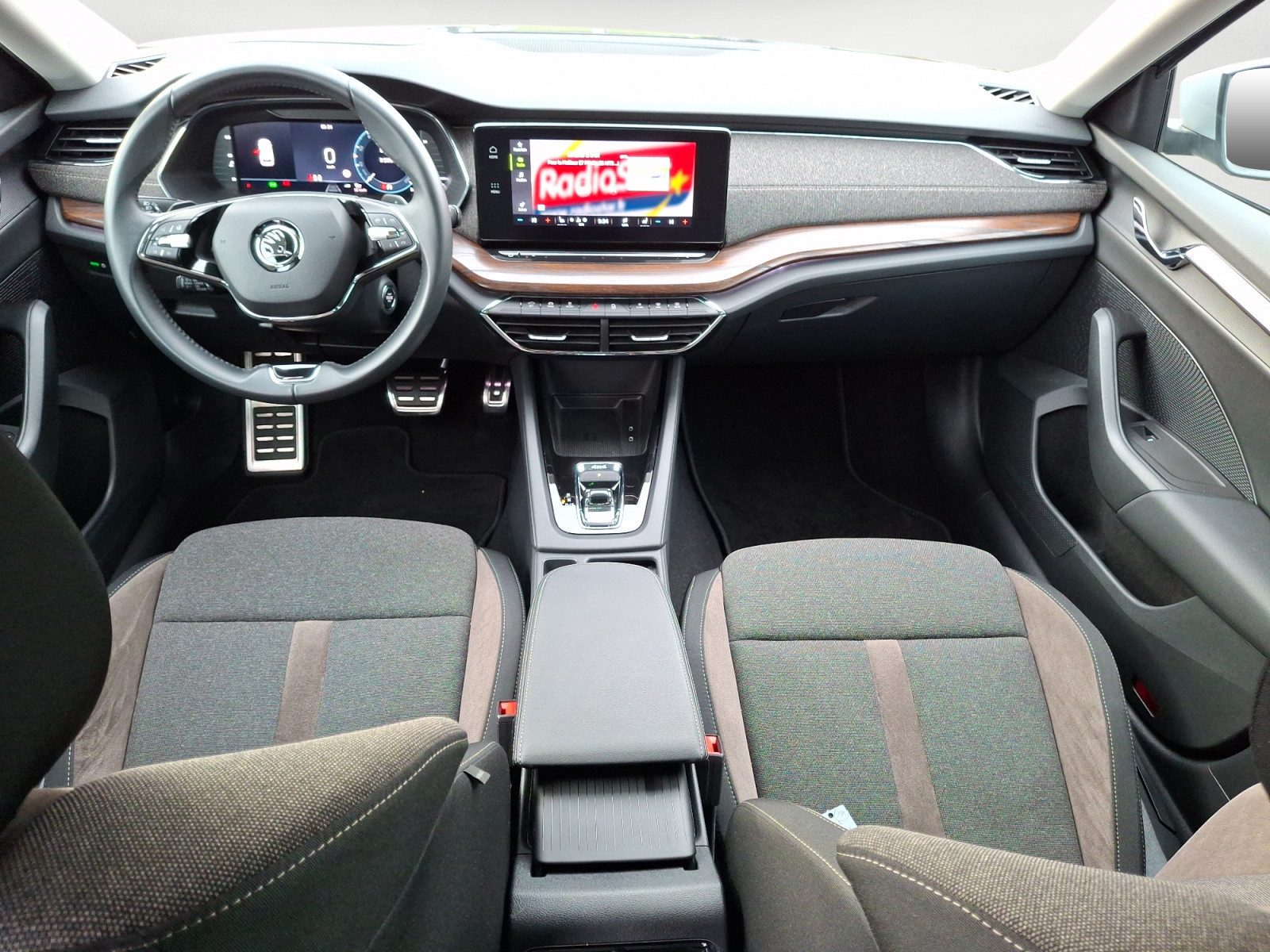 Skoda - Octavia Combi Scout 2.0 TDI DSG 4x4