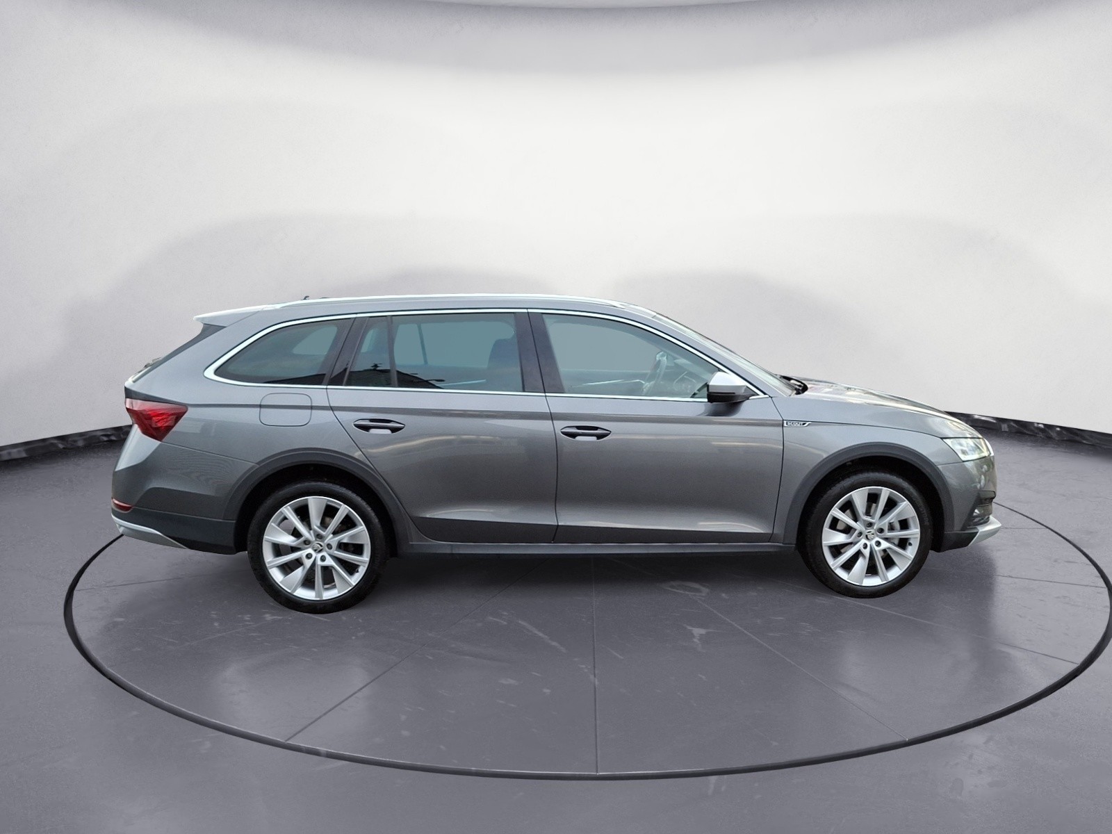 Skoda - Octavia Combi Scout 2.0 TDI DSG 4x4