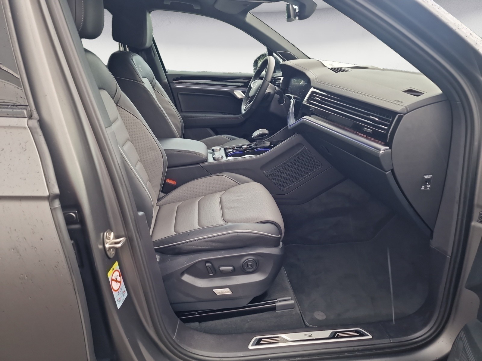 Volkswagen - Touareg 3.0 TDI