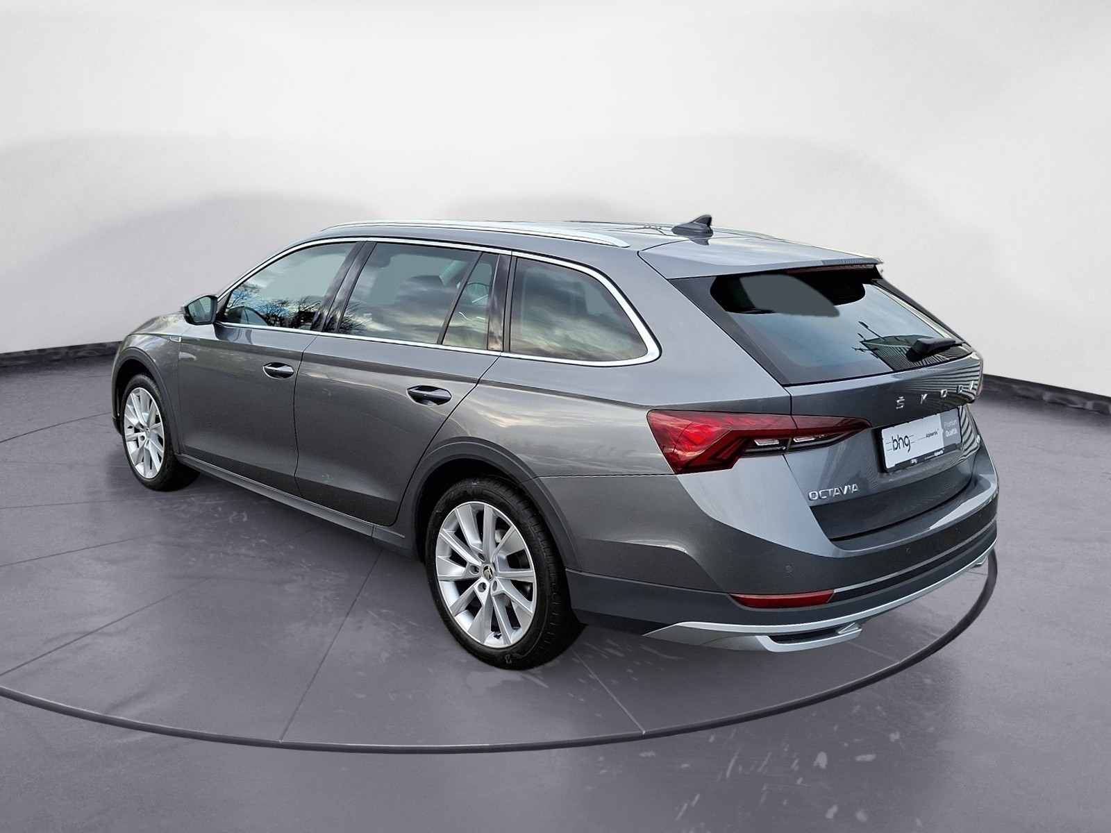 Skoda - Octavia Combi Scout 2.0 TDI DSG 4x4