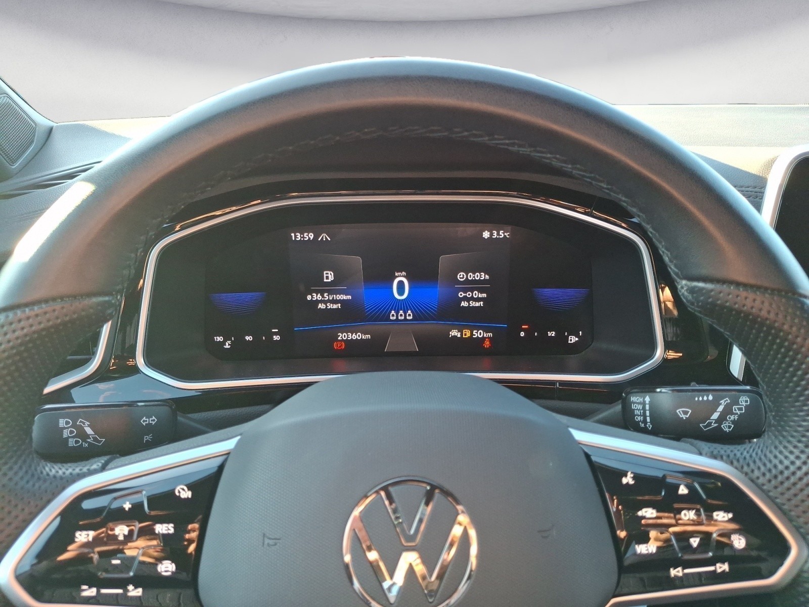 Volkswagen - T-Roc R-Line 1,5 TSI 6-Gang