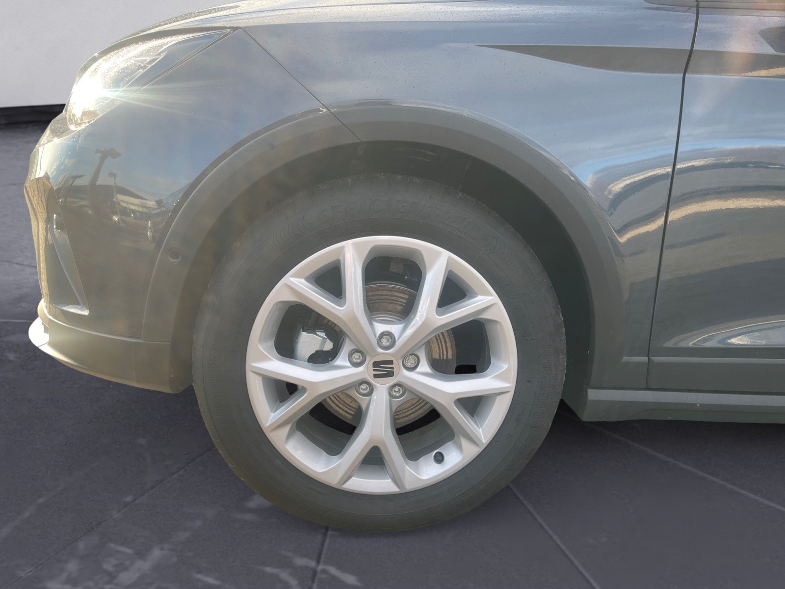 Seat - Arona FR 1.0 TSI  6-Gang