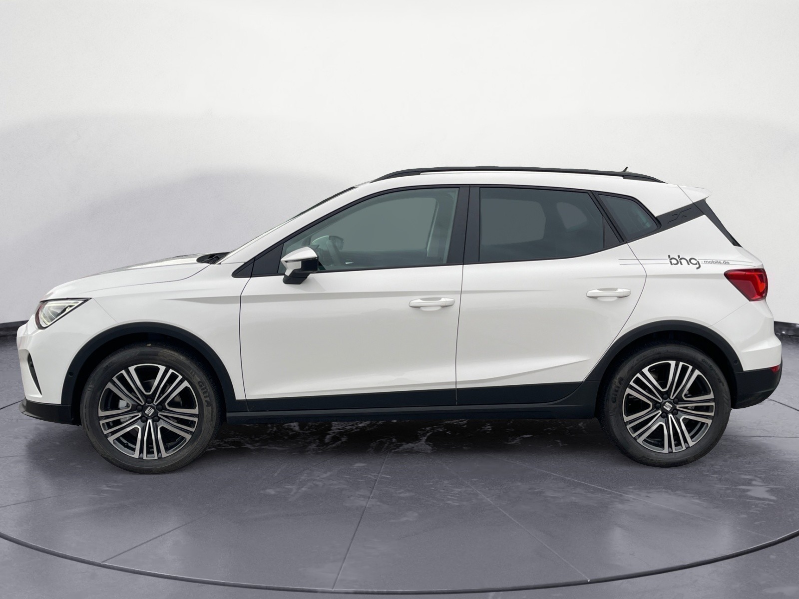 Seat - Arona Road Edition 1.0 TSI  7-Gang-DSG