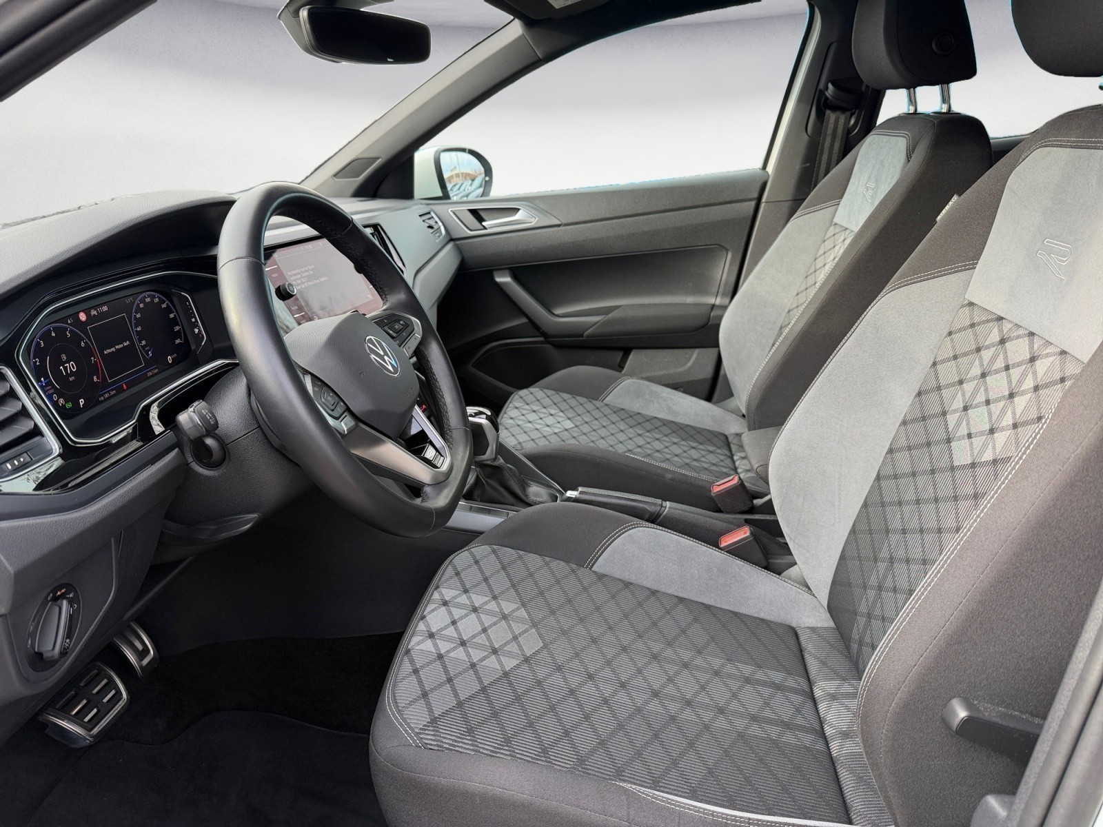 Volkswagen - Taigo 1.0 TSI OPF DSG R-Line