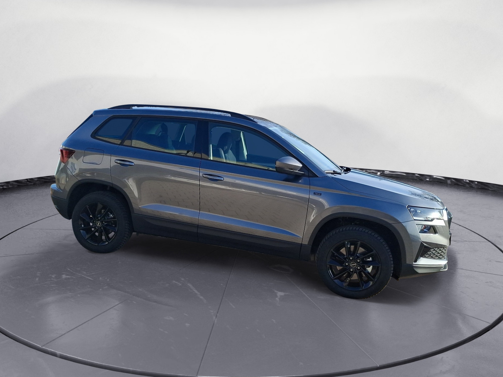 Skoda - Karoq Tour 1,5 TSI 7-Gang-DSG
