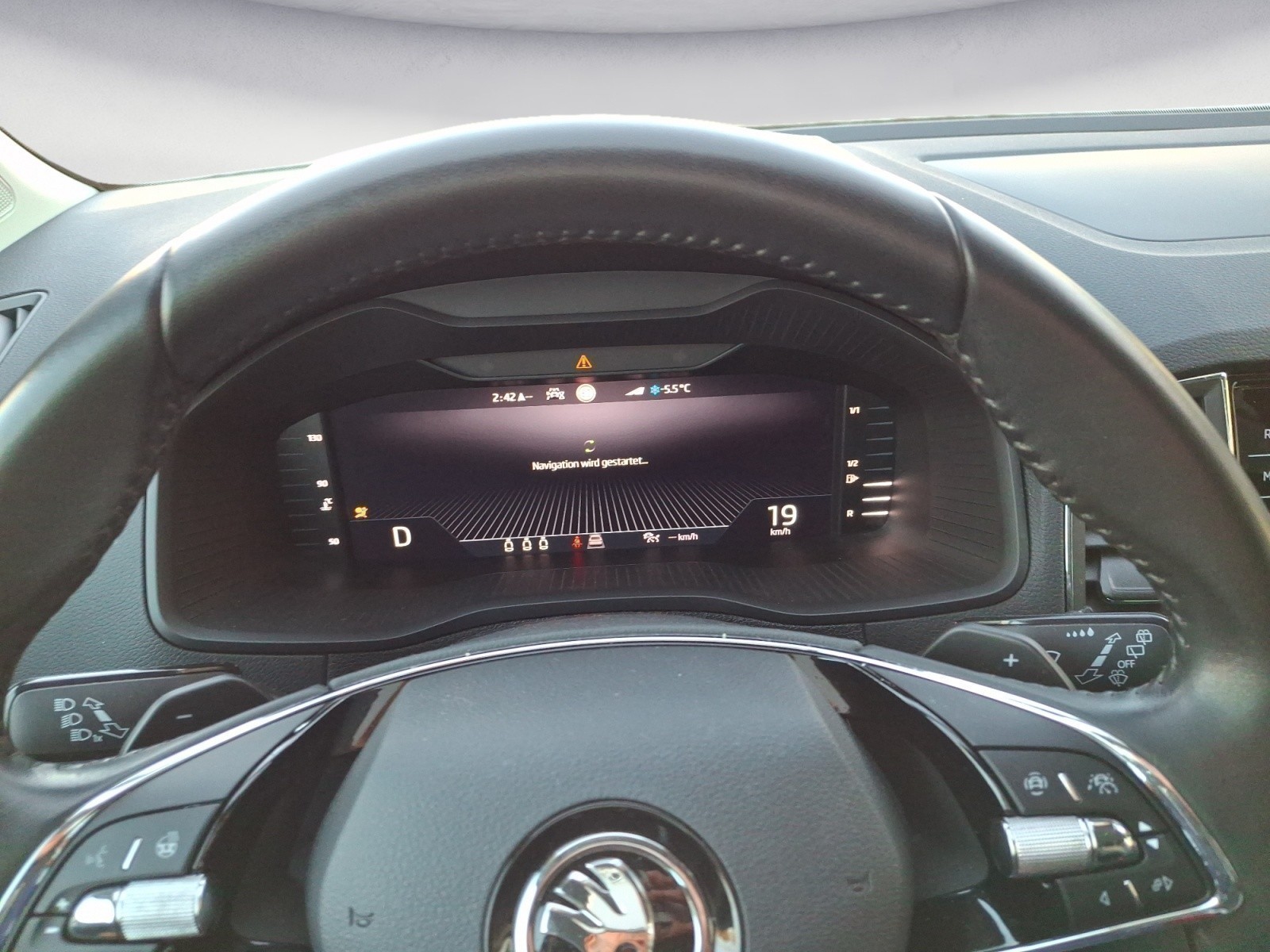 Skoda - KAROQ Selection 2,0 TDI