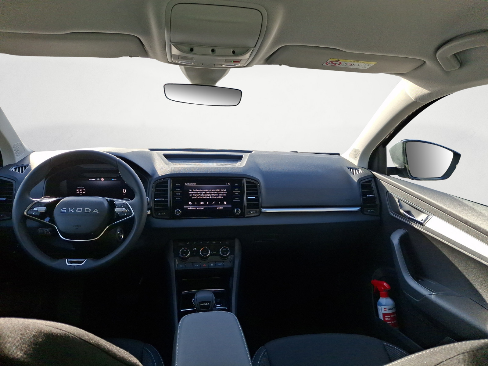 Skoda - Karoq Tour 1,5 TSI 7-Gang-DSG