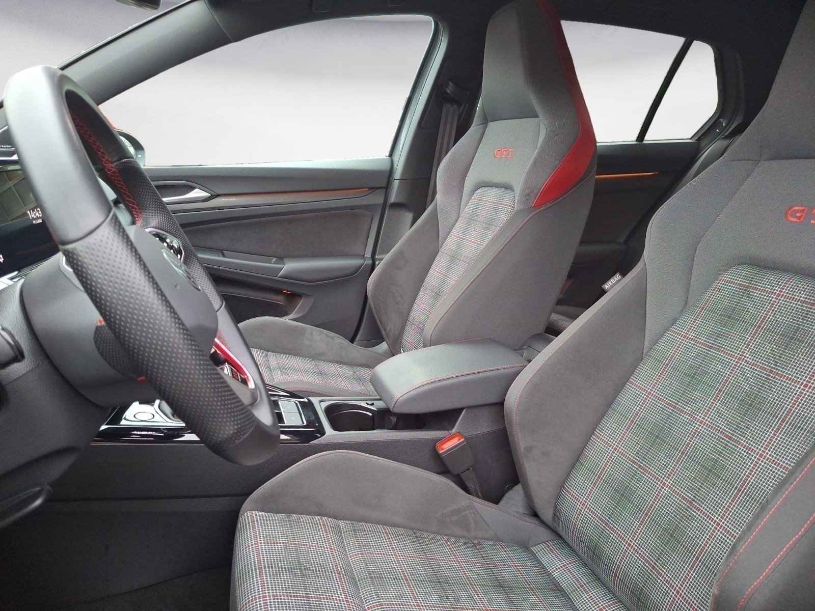 Volkswagen - Golf GTI 2.0 TSI