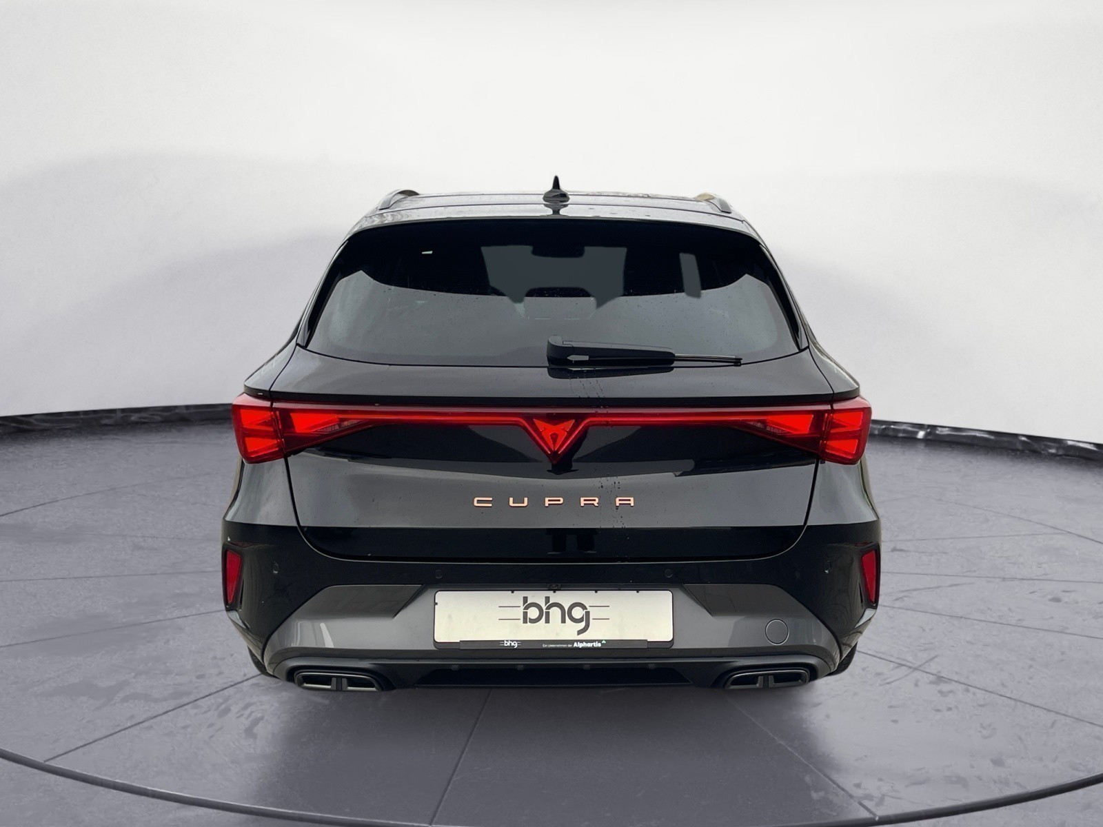 Cupra - Leon Sportstourer 2.0 TSI  7-Gang-DSG 4Drive