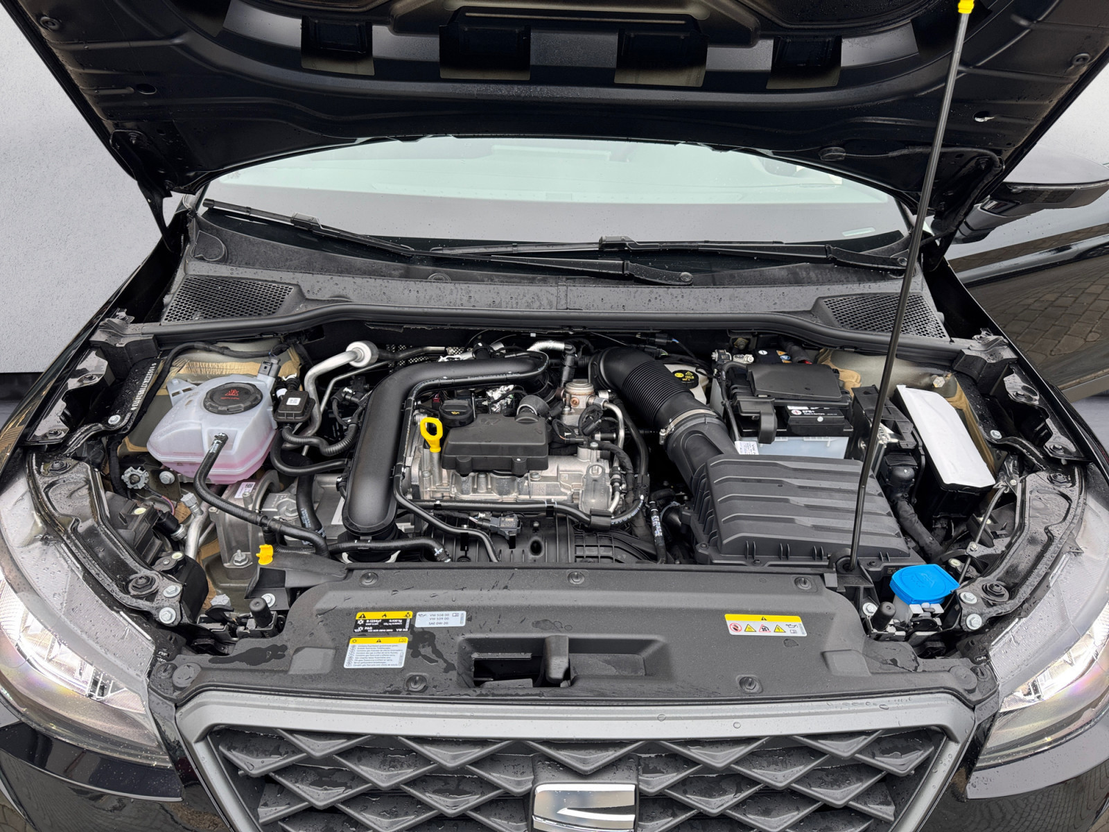 Seat - Arona FR 1.0 TSI  7-Gang-DSG