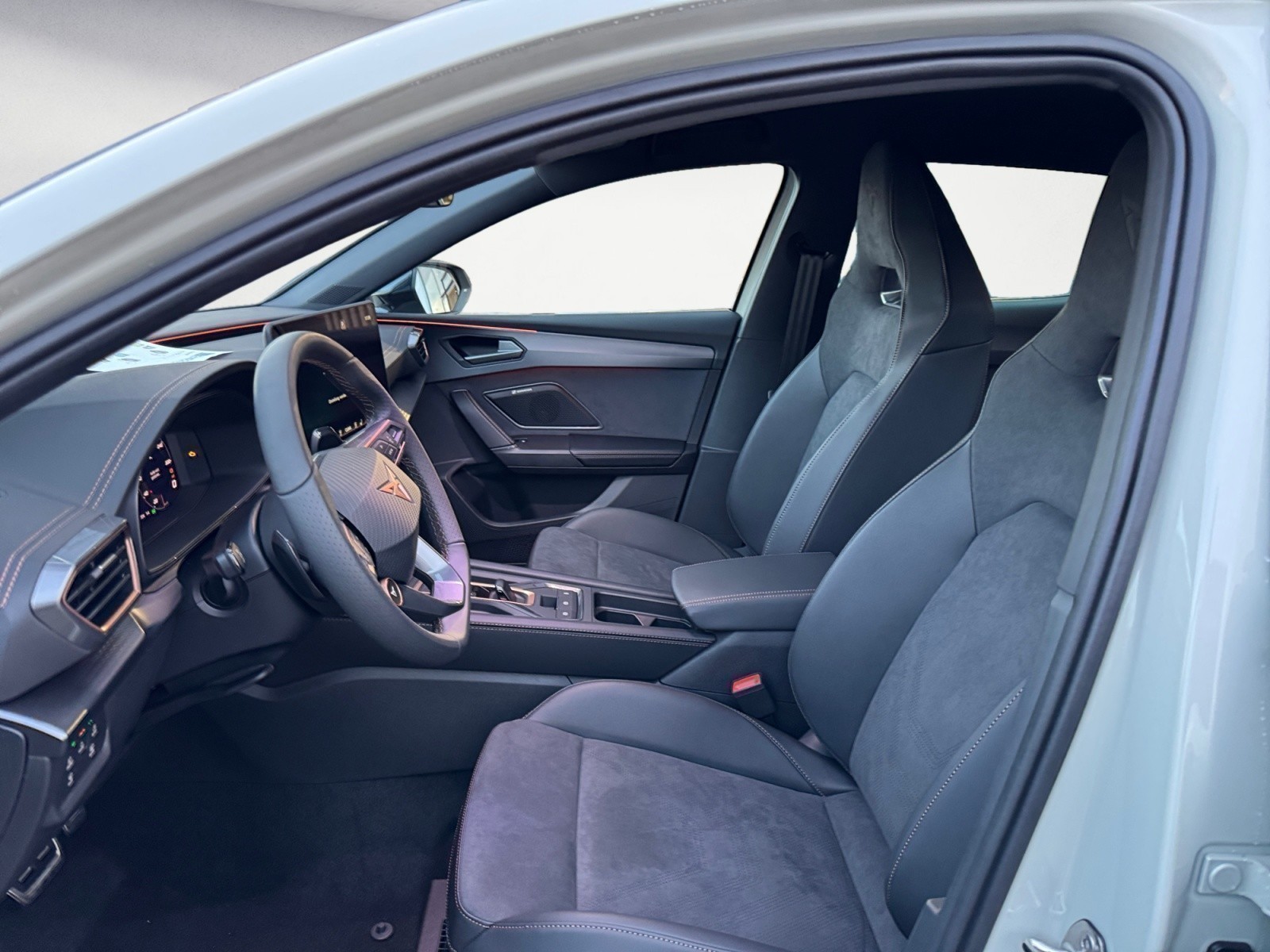 Cupra - Leon VZ 2.0 TSI  7-Gang-DSG