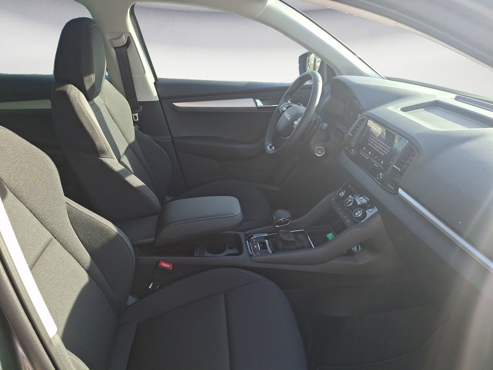 Skoda - Karoq Tour 1,5 TSI 7-Gang-DSG