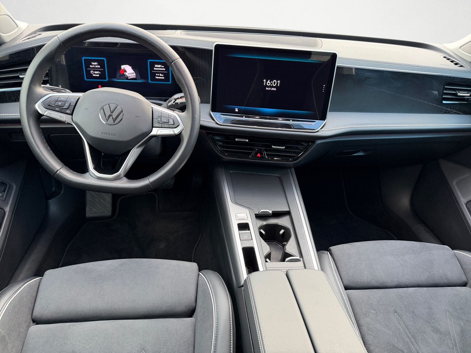 Volkswagen - Passat Business 1,5 l eHybrid OPF 