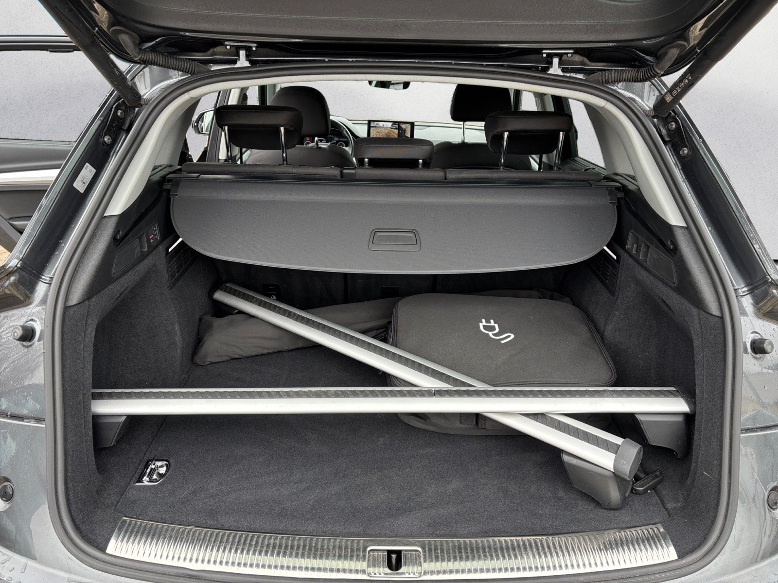 Audi - Q5 S line 55TFSI e quattro S tronic