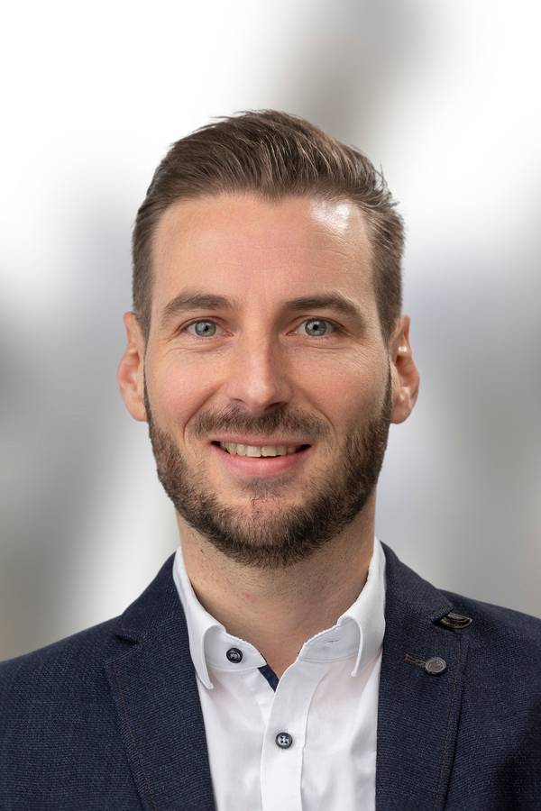 contact_import_imageNlkp23