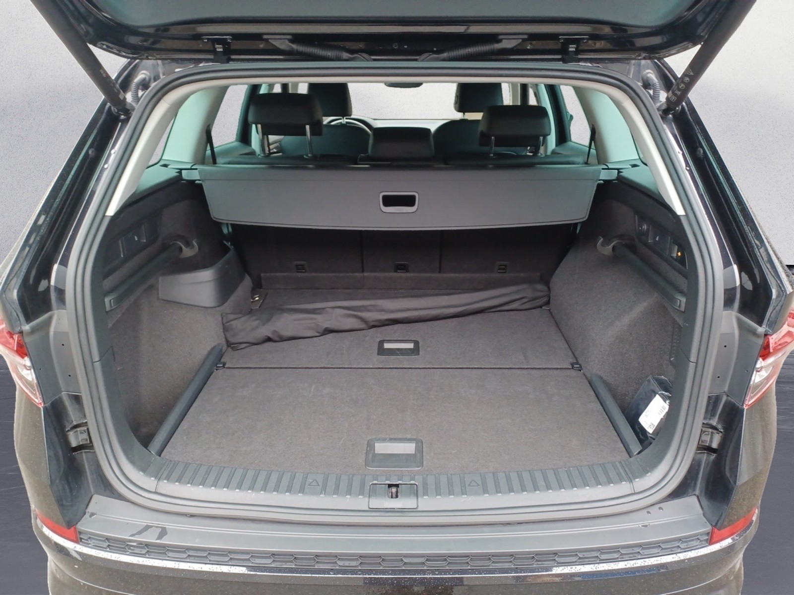 Skoda - Kodiaq 2.0 TDI 4x4 DSG L&K