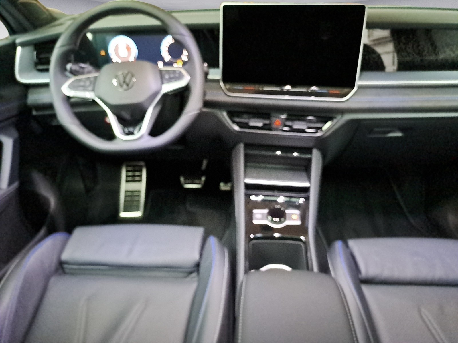 Volkswagen - Tayron R-Line 2,0 l TDI SCR 4MOTION   7-Gang-Doppelkupplungsgetrie be DSG