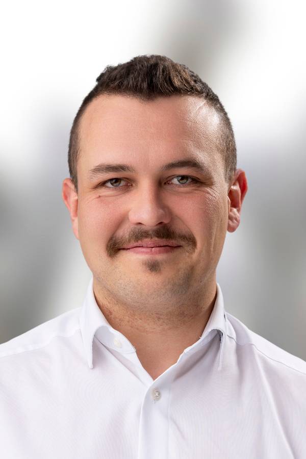 contact_import_imageqoq7v3