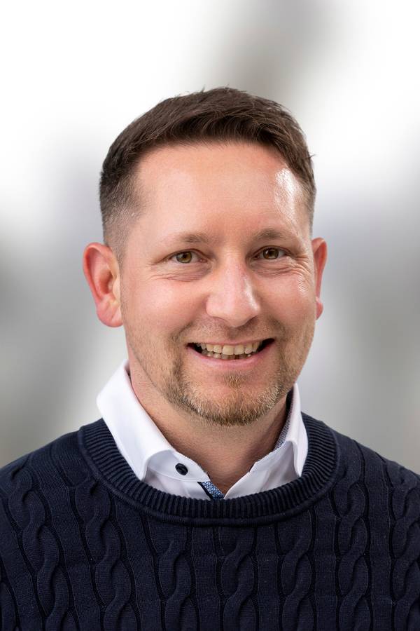 contact_import_imageVmrSFl