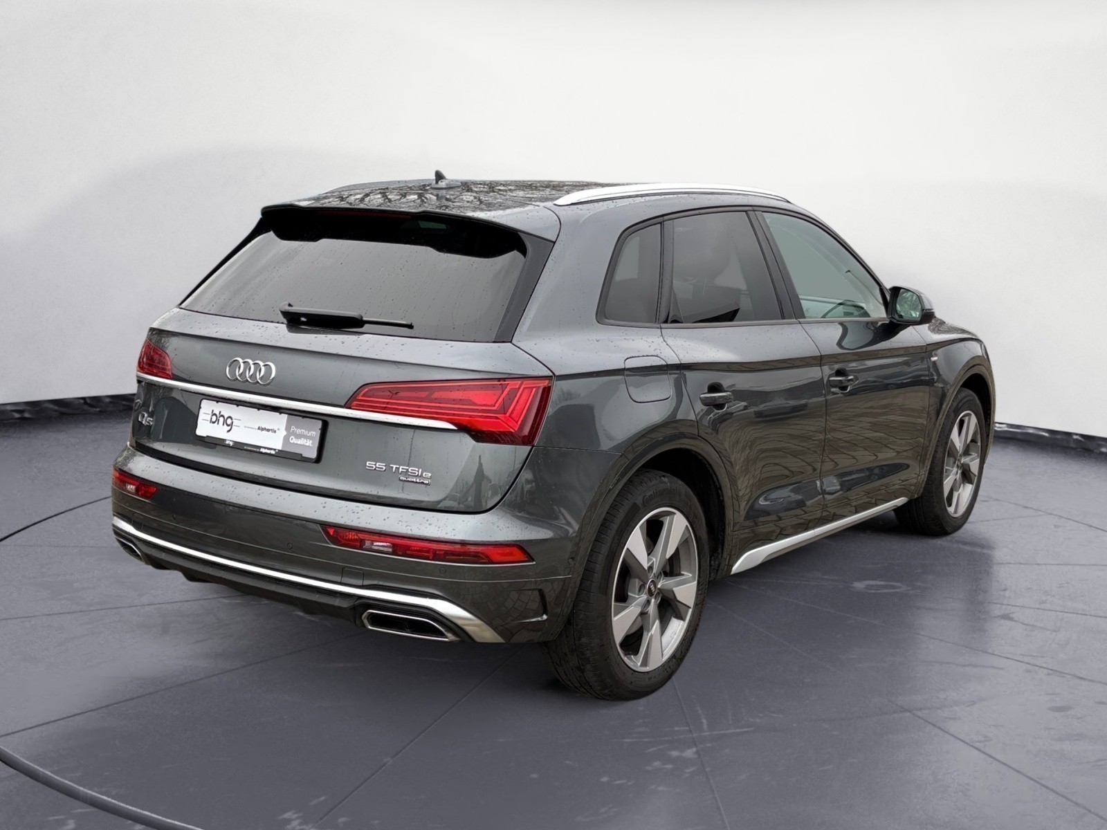 Audi - Q5 S line 55TFSI e quattro S tronic