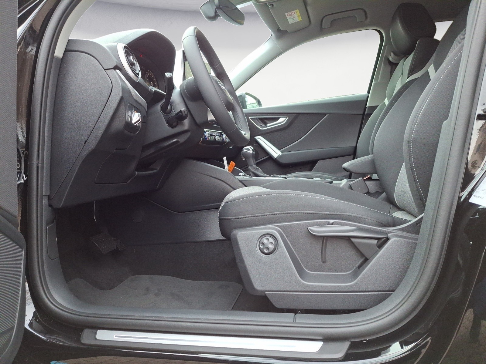 Audi - Q2 advanced 35 TFSI 110(150) kW(PS) S tronic