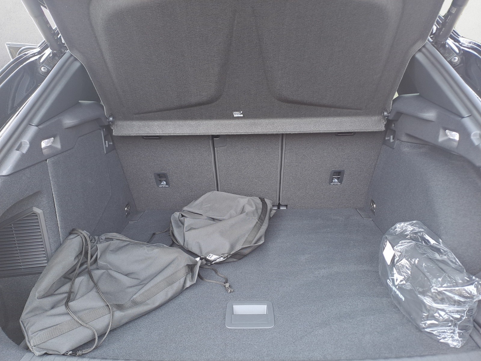 Cupra - Terramar VZ 1.5 e-HYBRID 6-Gang-DSG