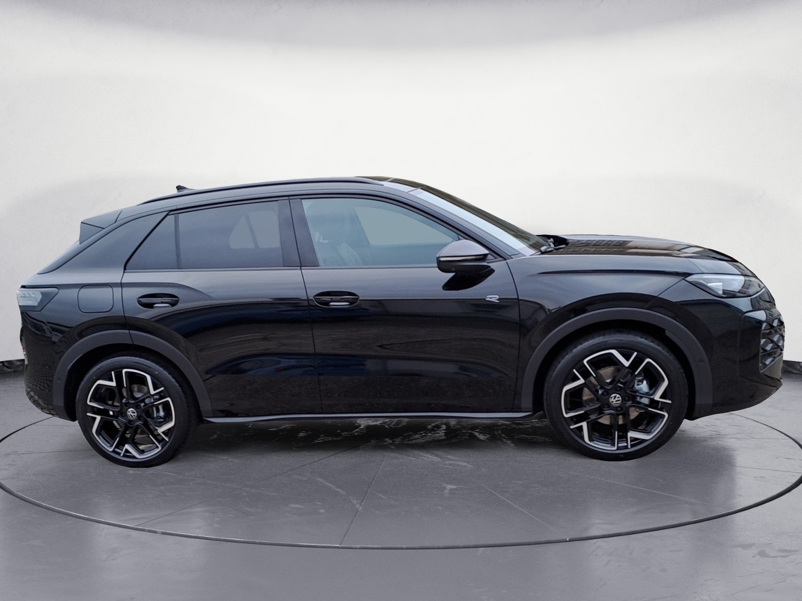 Volkswagen - T-Roc R-Line 1.5 l eTSI OPF   7-Gang-Doppelkupplungsgetriebe DSG