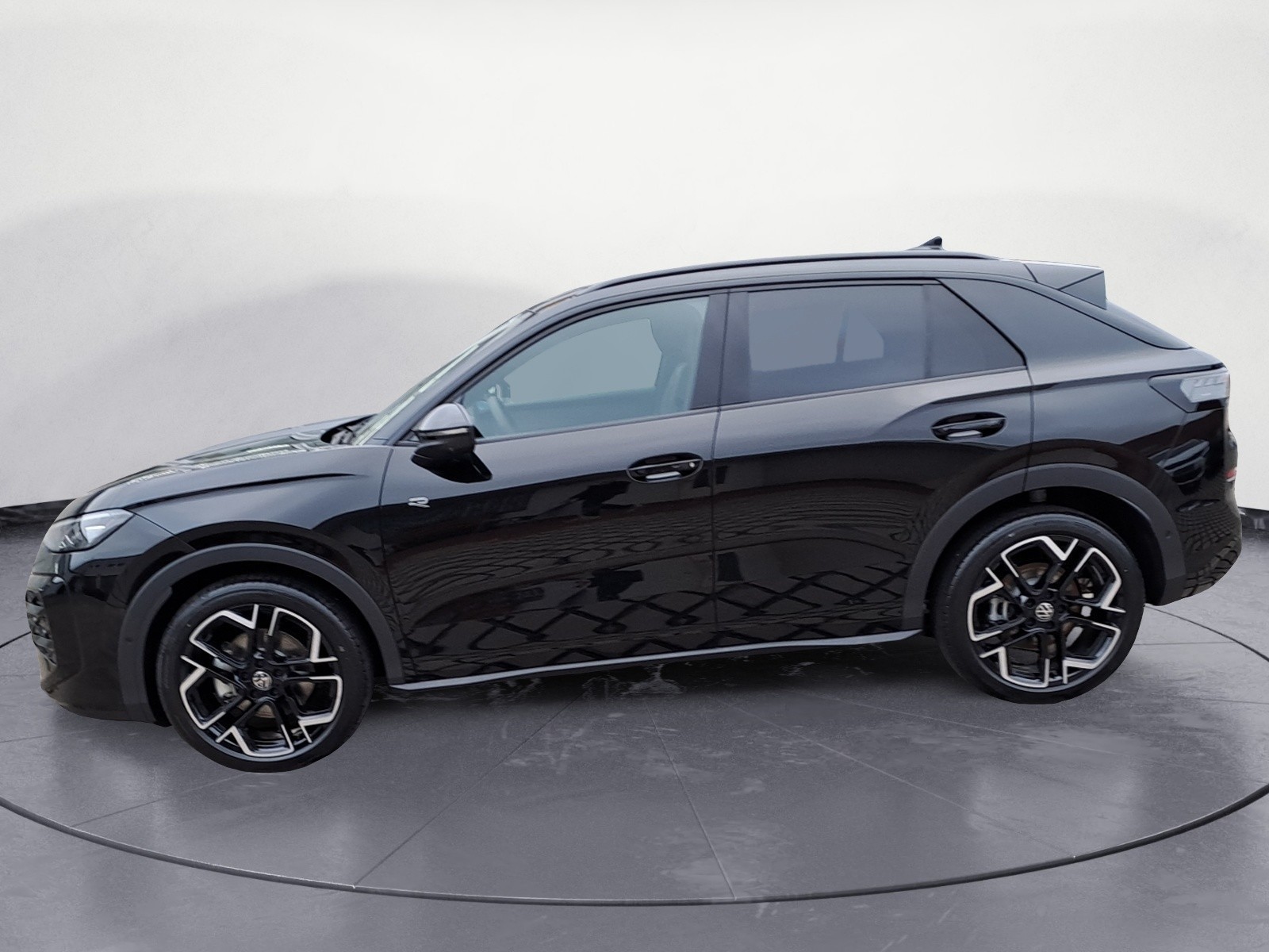 Volkswagen - T-Roc R-Line 1.5 l eTSI OPF   7-Gang-Doppelkupplungsgetriebe DSG