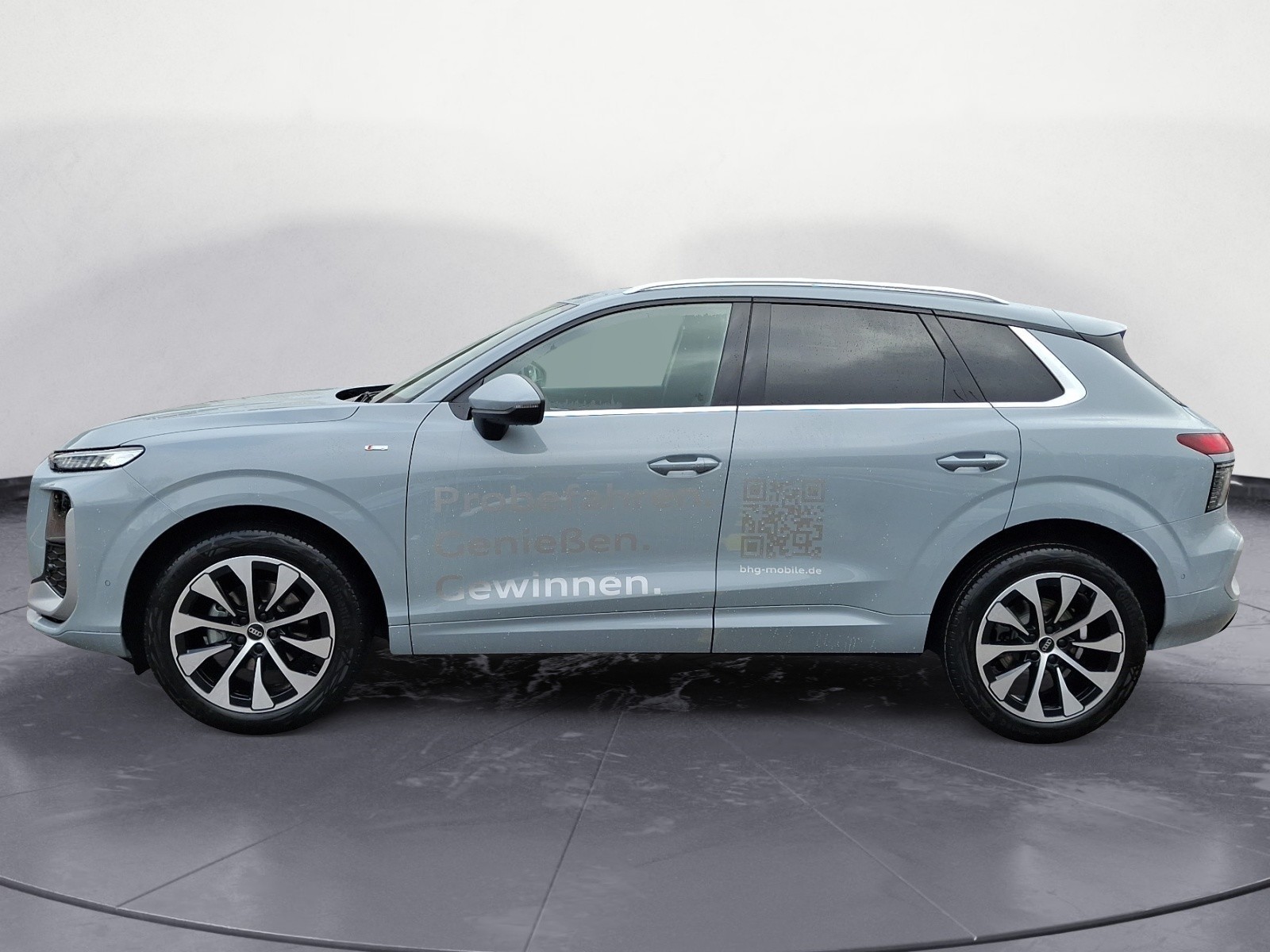 Audi - Q3 SUV TFSI S tronic