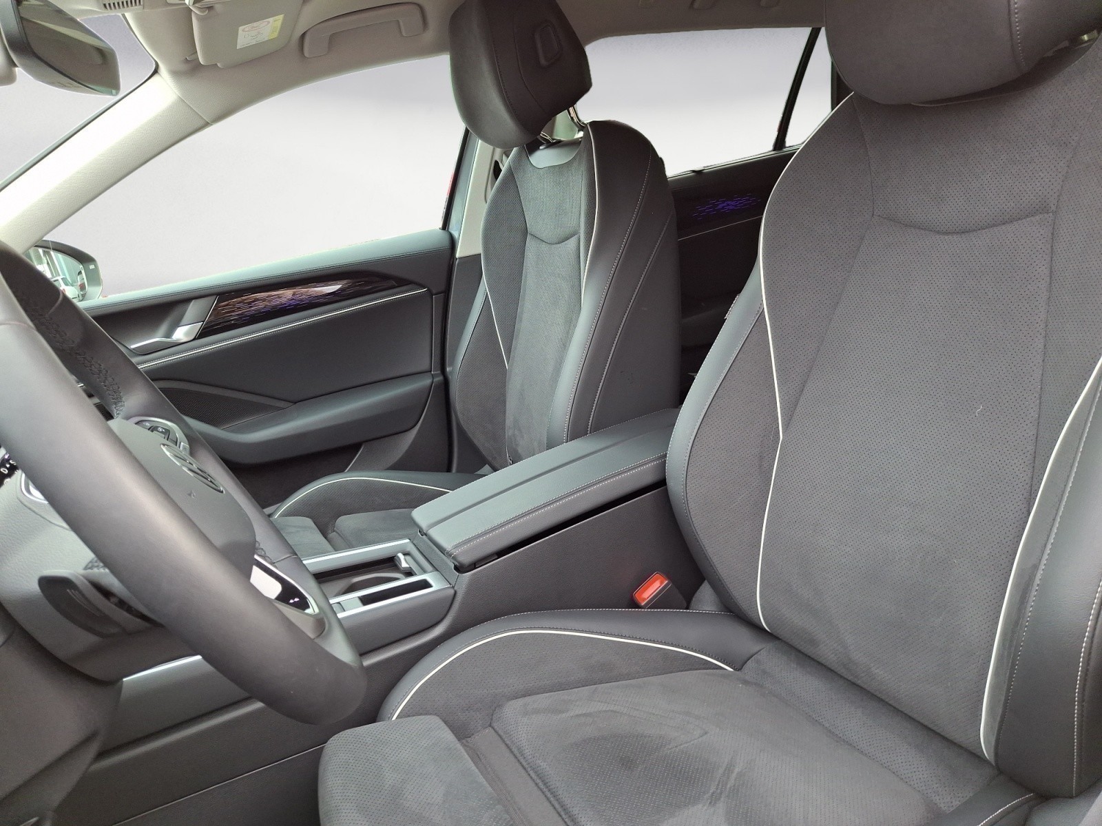 Volkswagen - Passat Business 1,5 eTSI OPF DSG