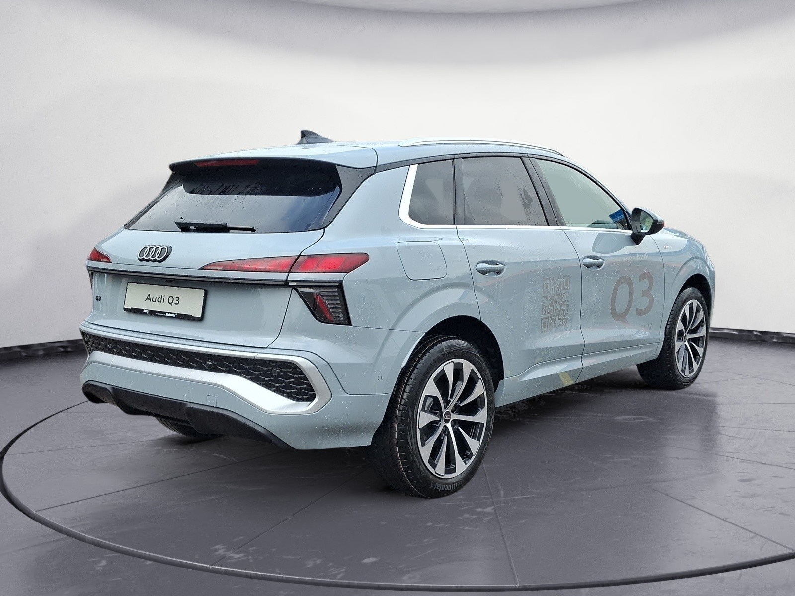 Audi - Q3 SUV TFSI S tronic