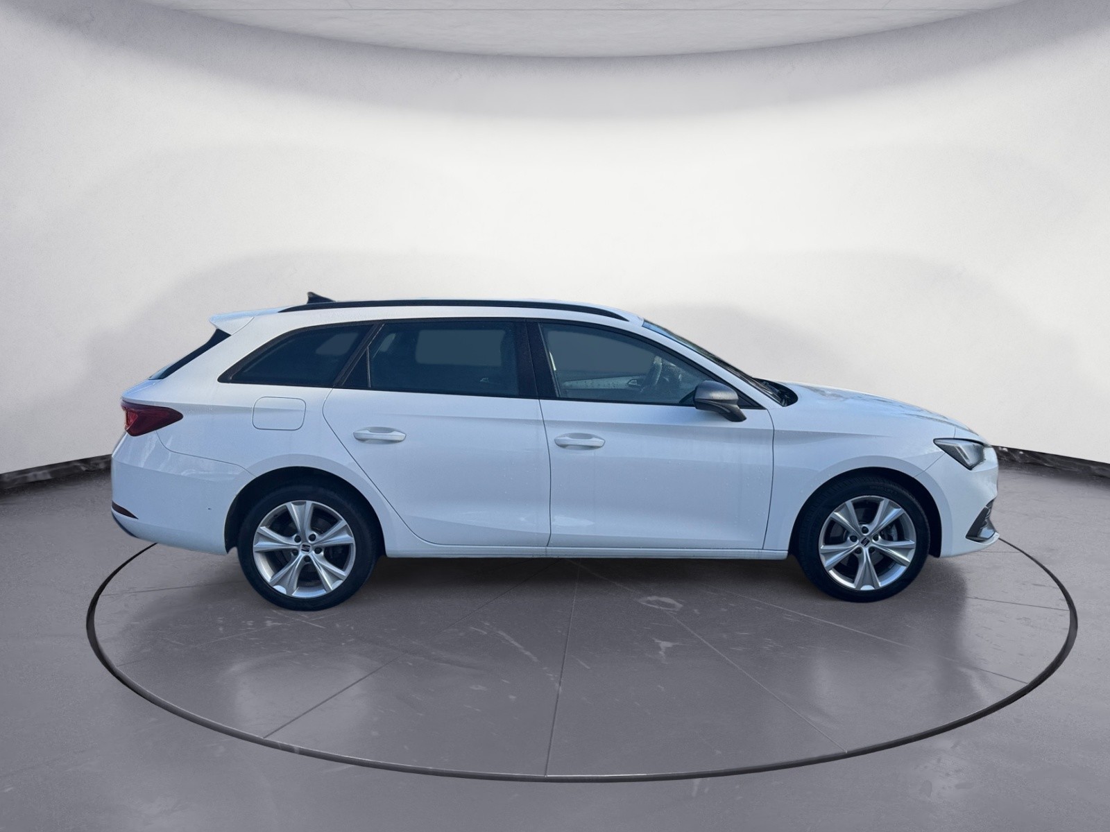 Seat - Leon Sportstourer 1.4 e-Hybrid DSG FR
