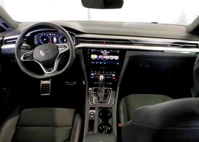 Volkswagen - Arteon Shooting Brake 2.0 TSI OPF DSG R-Line