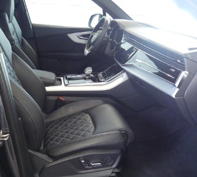 Audi - Q7 50 TDI quattro S tronic S line